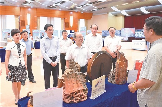 鹿心社在自治区总工会、共青团区委、自治区妇联调研时强调发挥优势不断开创群团工作新局面 引领激励全社会担当实干建功新时代