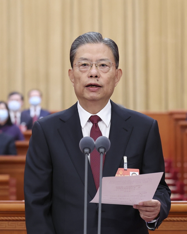 十四届全国人大一次会议在京开幕  习近平等在主席台就座